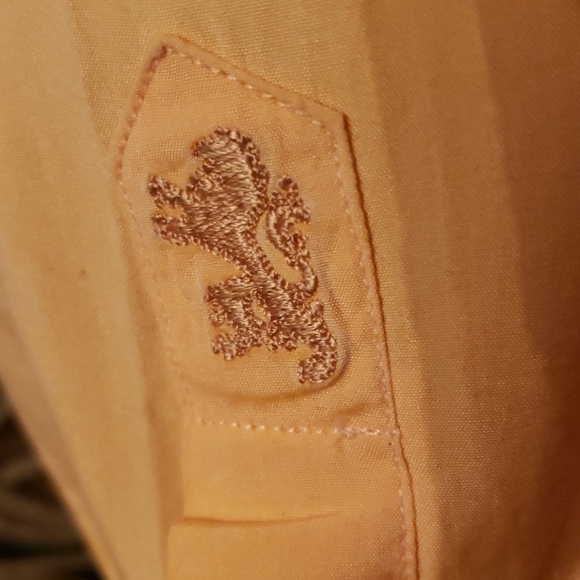 Bugachi SHIRT  like new. 100% cotton - Picture 2 of 8